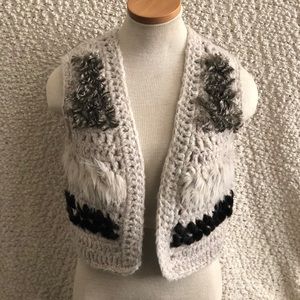 Collectioneighteen faux fur vest 🍁